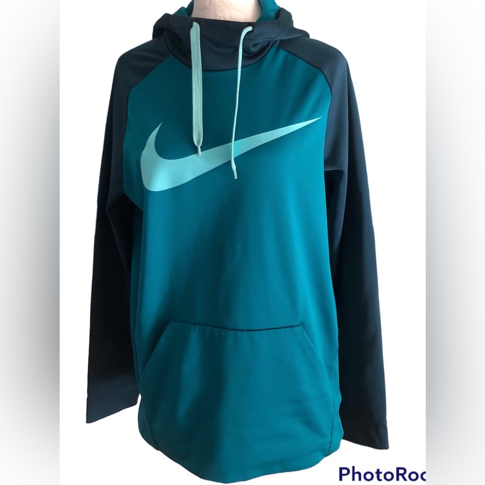 NIKE Hoodie - Soft and Like New